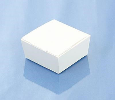 Gloss White Ballotin Box holds 4 Pieces (1pc)