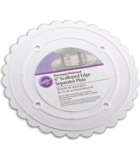 Wilton Round Scalloped Separator Plate (6") []