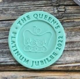 Queens jubilee official logo - stamp